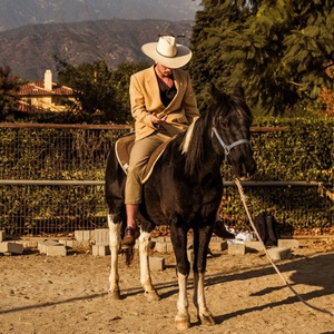 欧美猛男大鸡巴性爱
